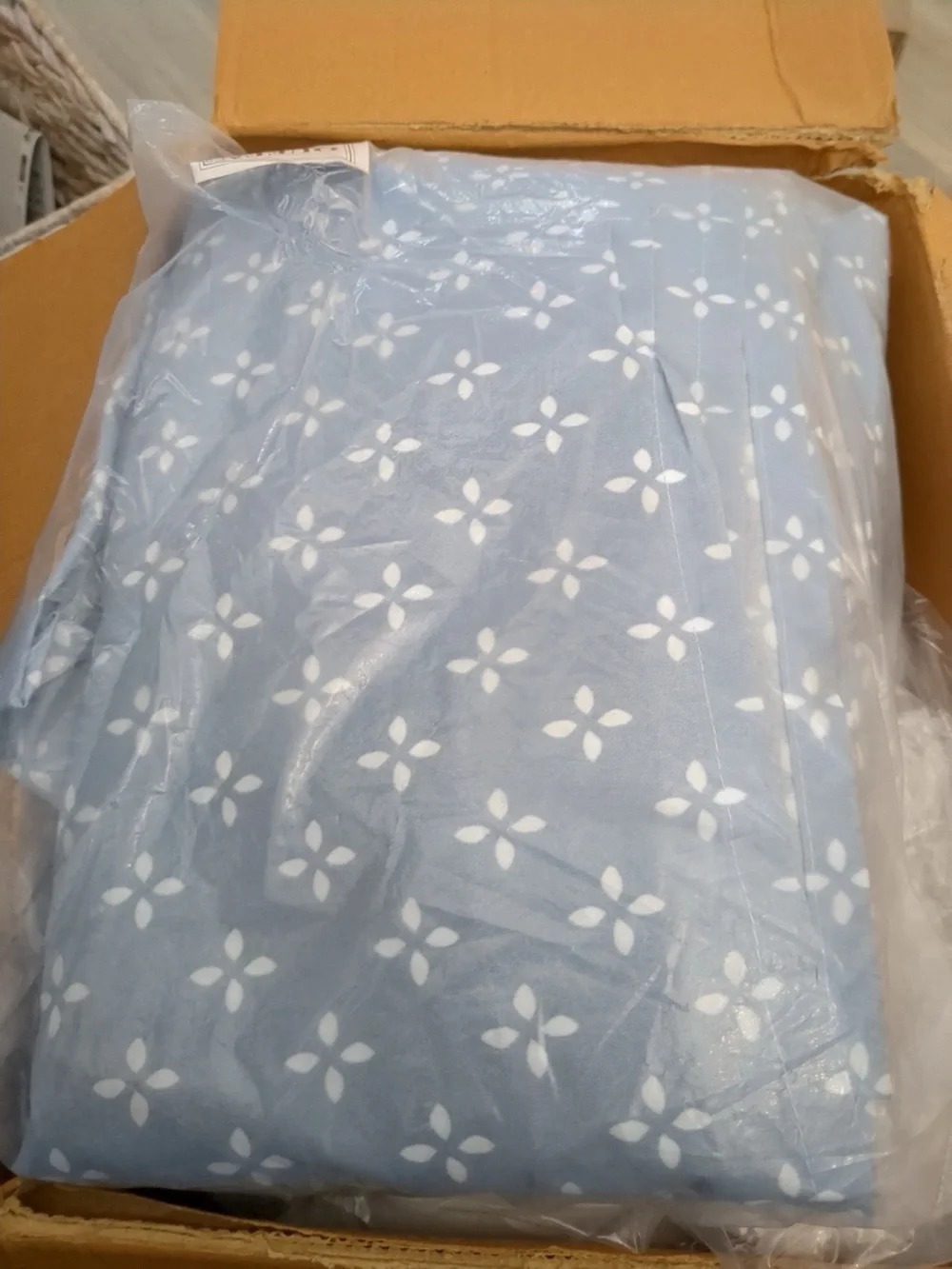 Madison Park Essentials Cozy Bed in a Bag Reversible Comforter with Sheets Queen